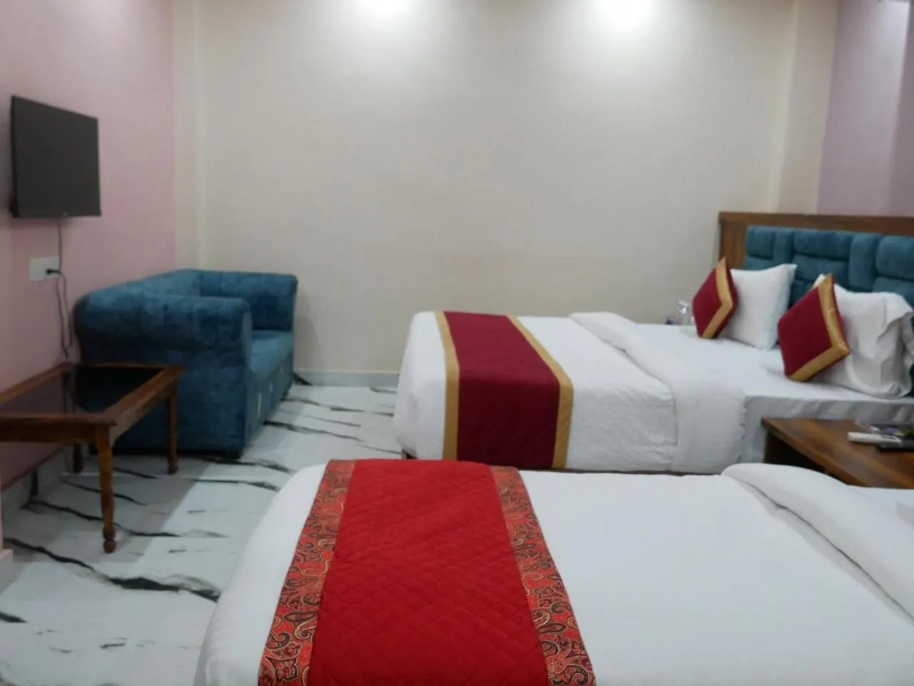 Hotel Ayushman Inn Varanasi